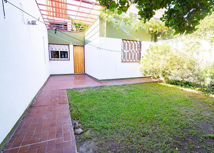 Casa Grande Con Estacionamiento