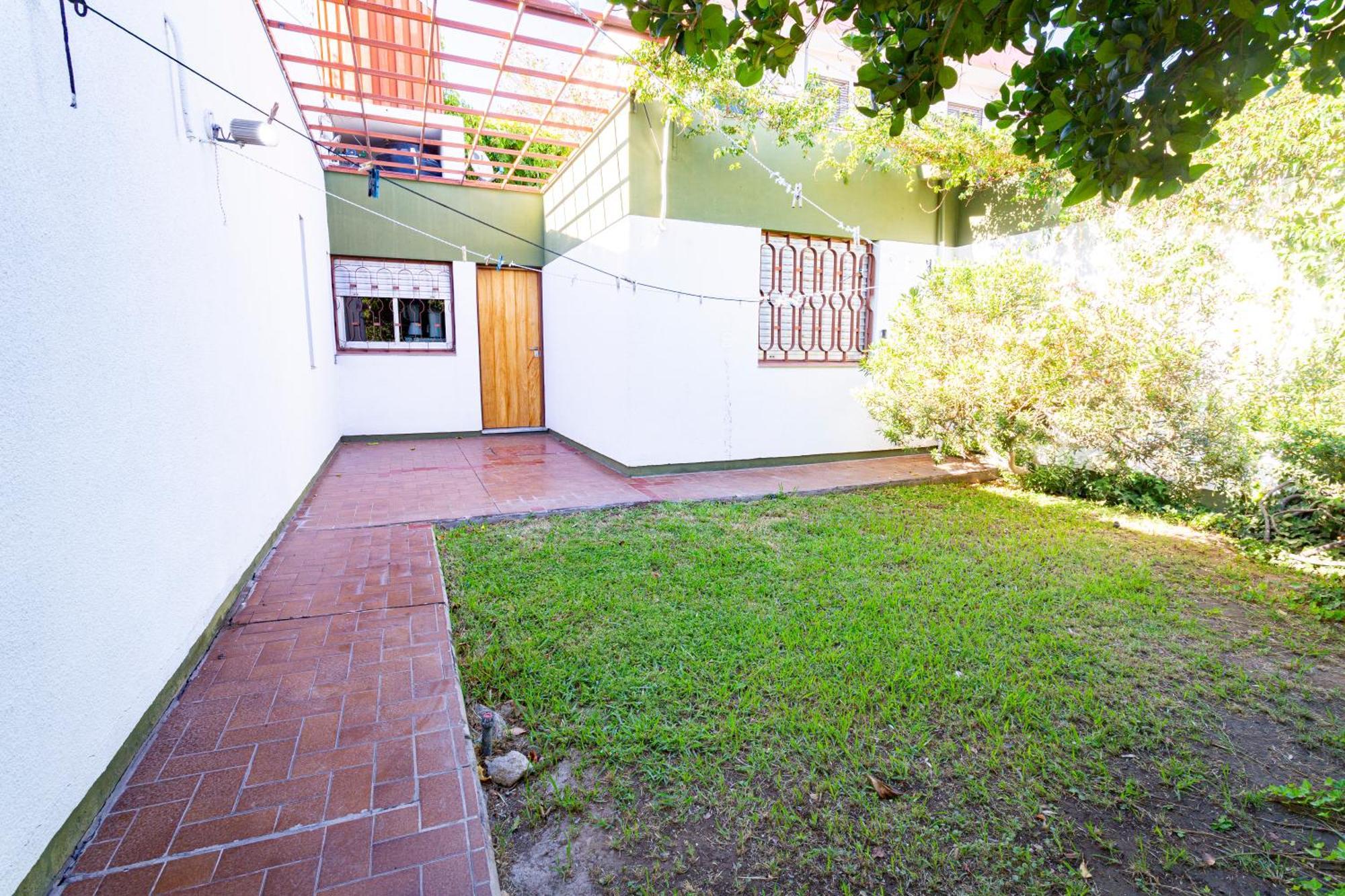 Casa Grande Con Estacionamiento Holiday home *
